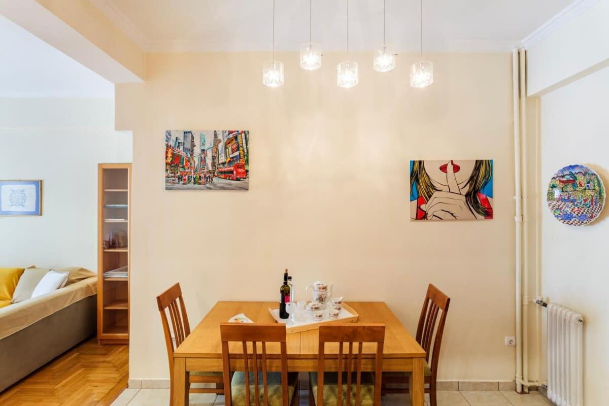 Athens Strawberry Hideaway - City Chic Retreat Ngoại thất bức ảnh