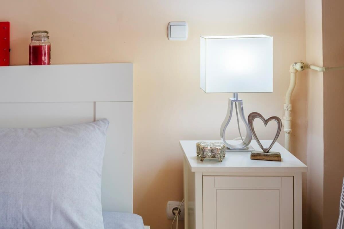 Athens Strawberry Hideaway - City Chic Retreat Ngoại thất bức ảnh