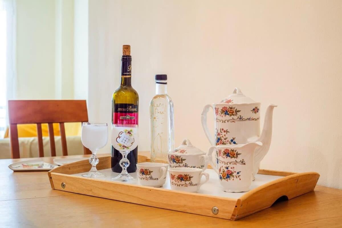 Athens Strawberry Hideaway - City Chic Retreat Ngoại thất bức ảnh