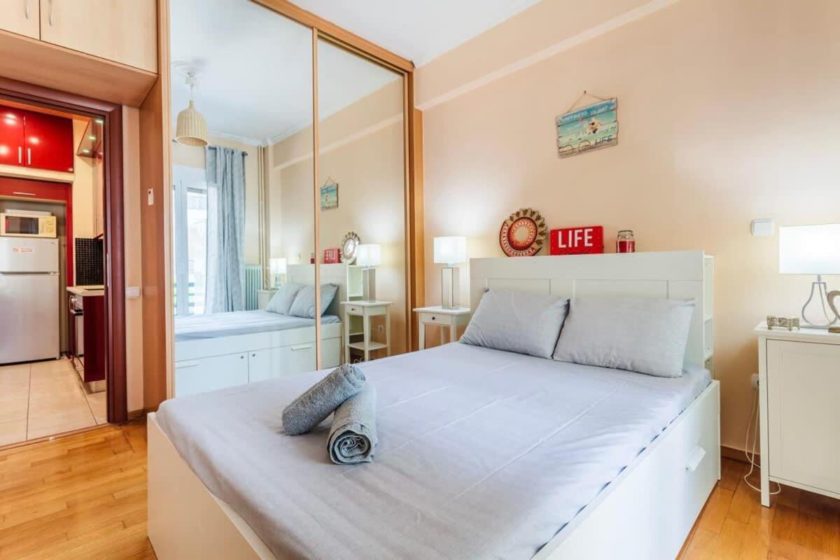Athens Strawberry Hideaway - City Chic Retreat Ngoại thất bức ảnh