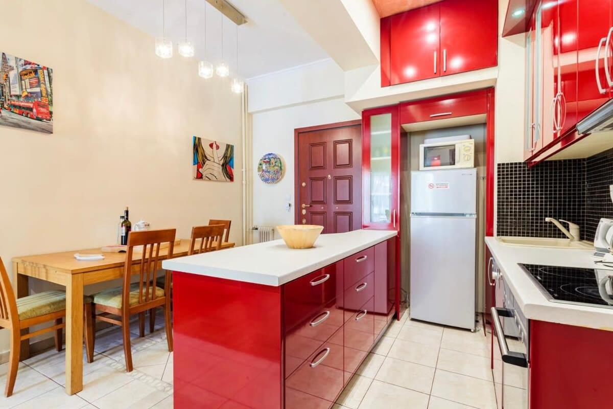 Athens Strawberry Hideaway - City Chic Retreat Ngoại thất bức ảnh