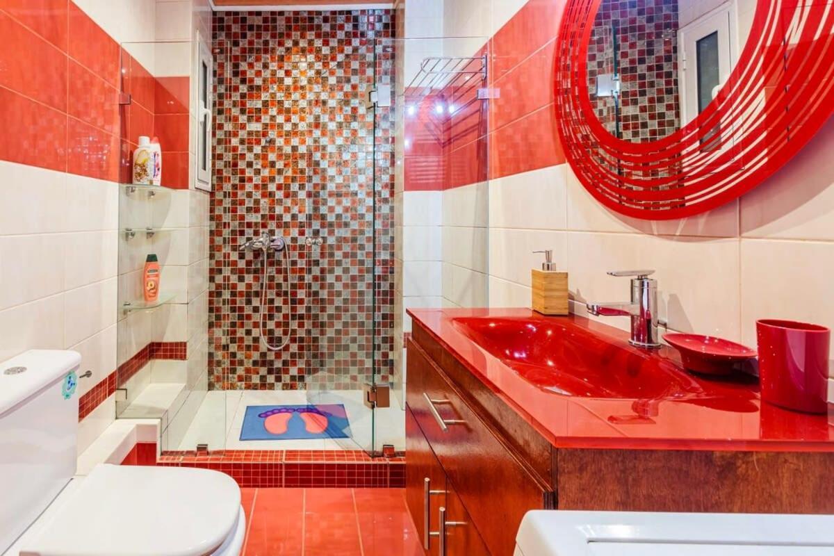 Athens Strawberry Hideaway - City Chic Retreat Ngoại thất bức ảnh