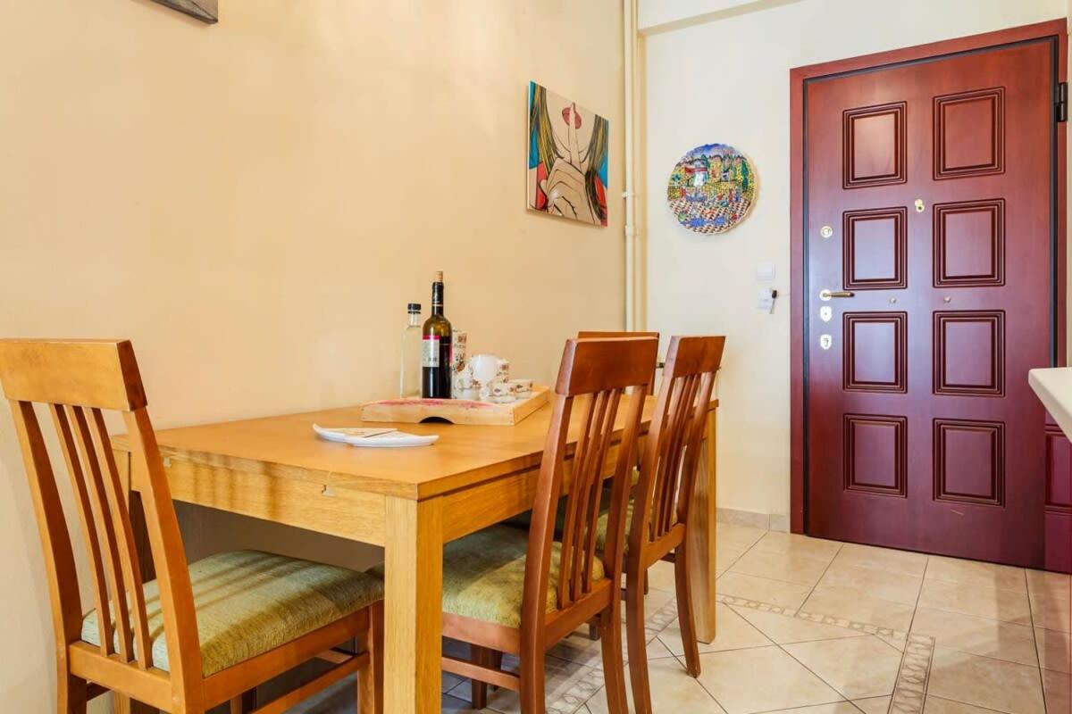 Athens Strawberry Hideaway - City Chic Retreat Ngoại thất bức ảnh