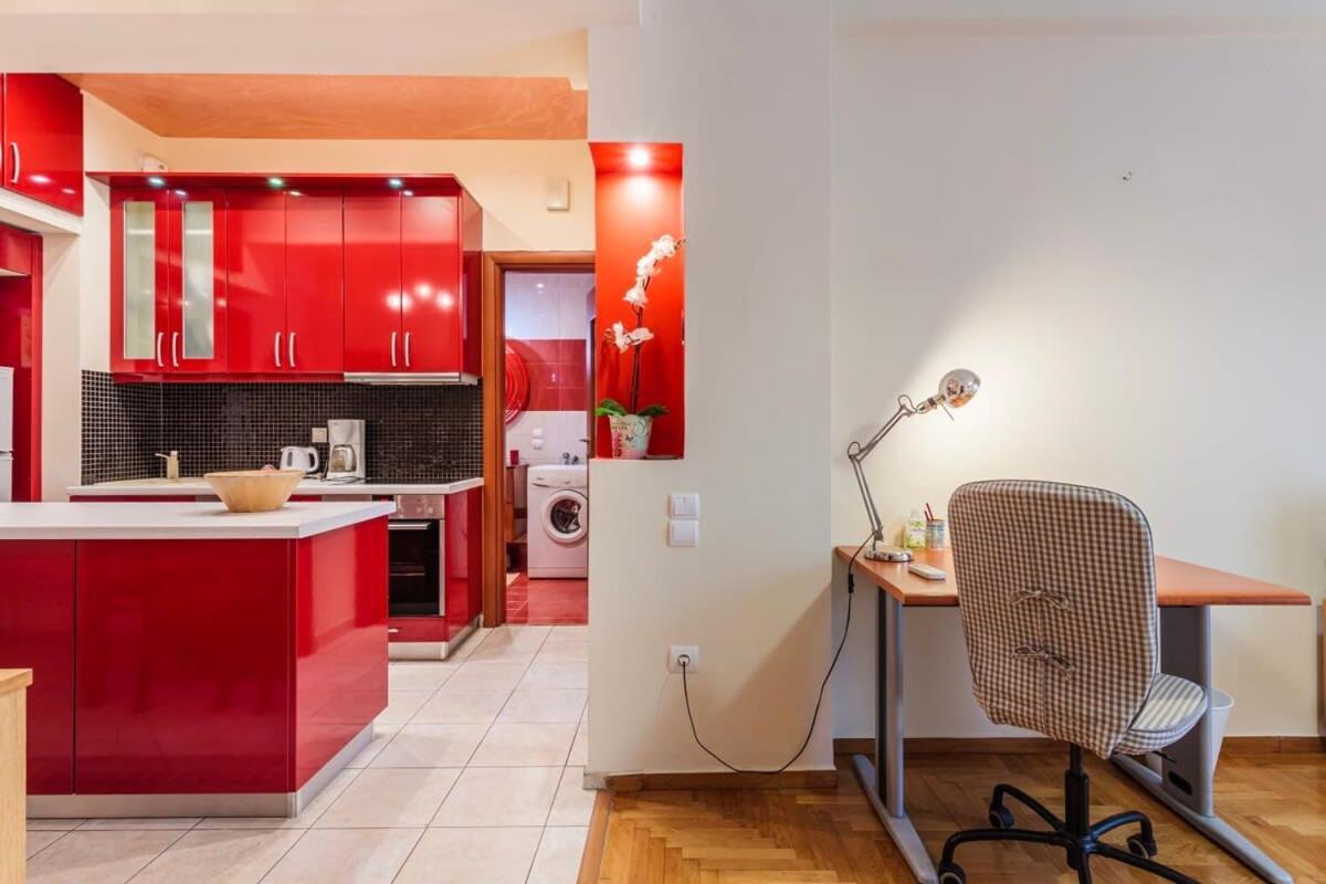 Athens Strawberry Hideaway - City Chic Retreat Ngoại thất bức ảnh